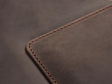 коричневий