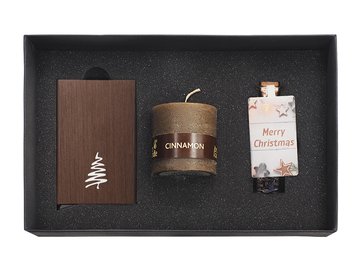 Коричневый