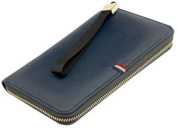 námořnická modrá