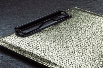 Melno vāku stiprinājumi